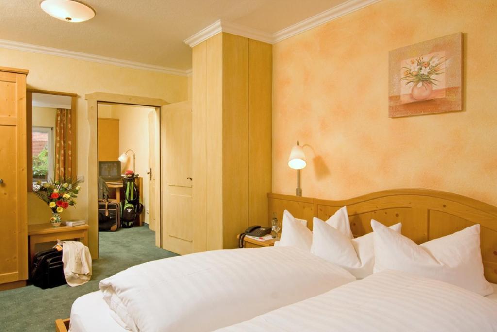 Gasthof Hotel Reif Konigstein in der Oberpfalz Phòng bức ảnh